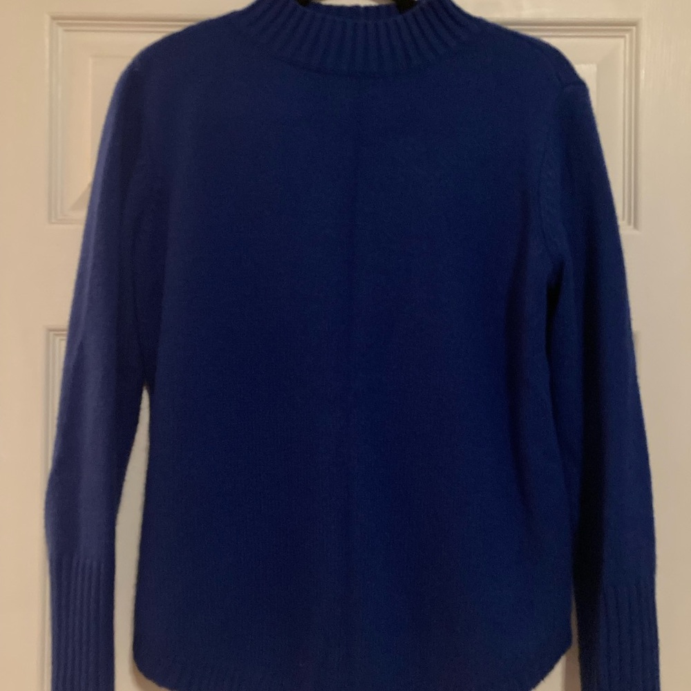 Women's Blue Sweater